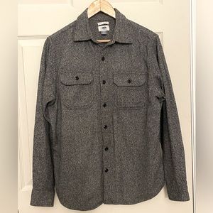 Old Navy Men’s Sweater Shirt